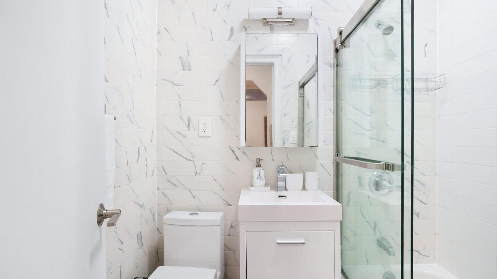 444-1a Beautiful 1br Midtown West Apartment *
