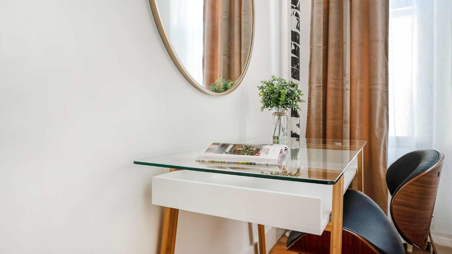 Apartment 444-1a Beautiful 1br Midtown West New York