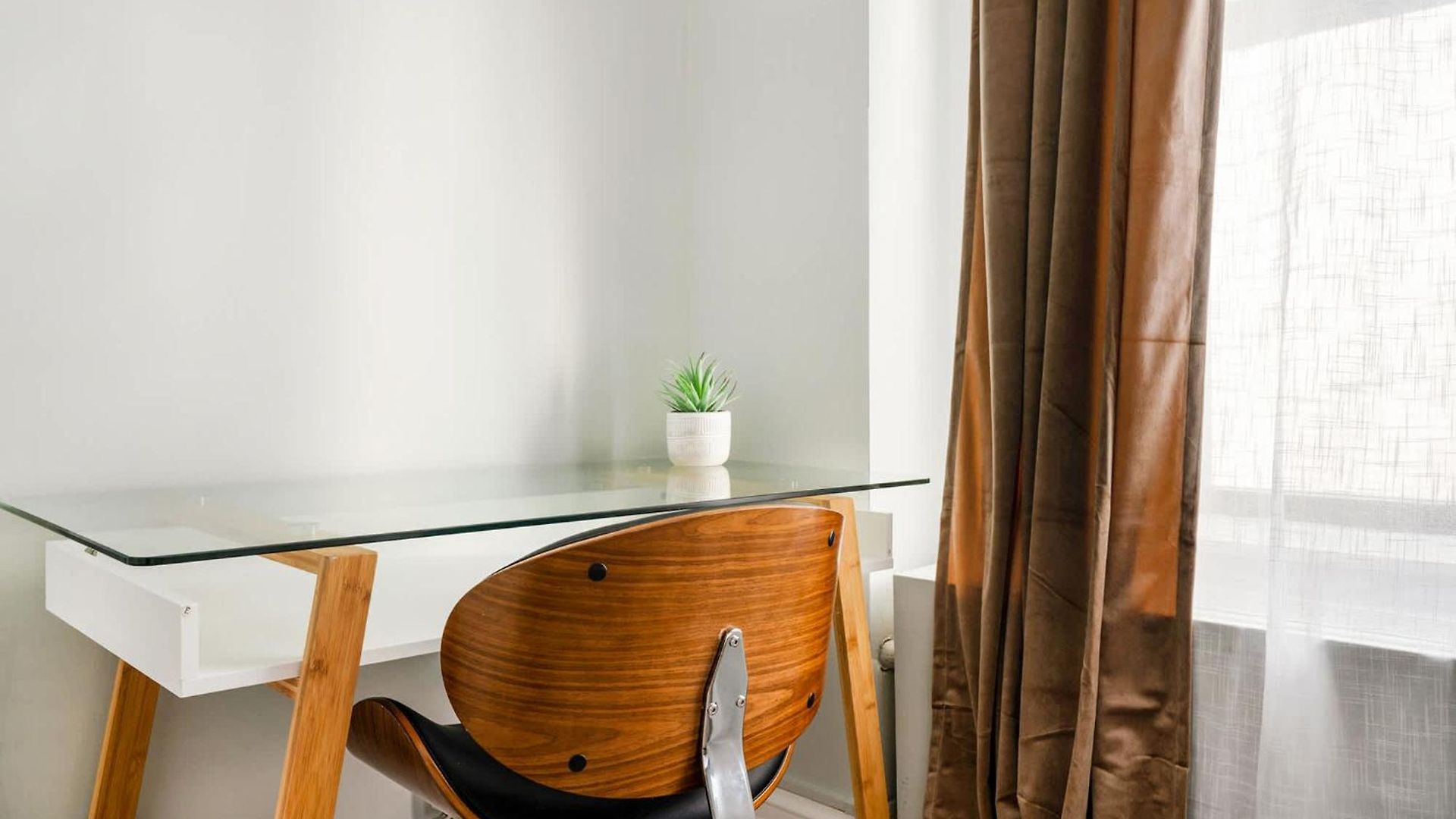 73-508 New 1br 1bth Uws Doorman Gym New York