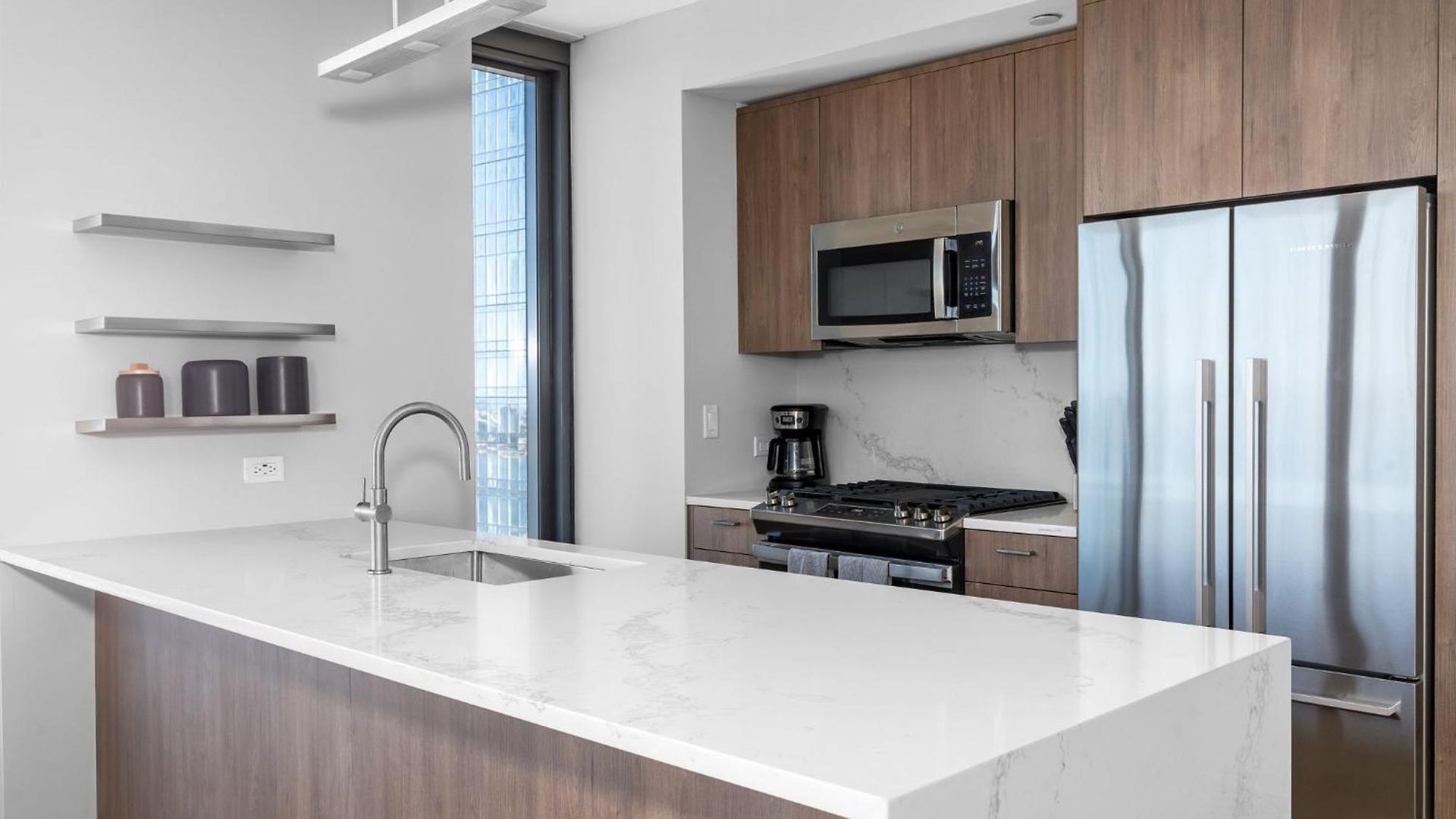 Modern Stylish 2br 2ba In Hudson Yard New York