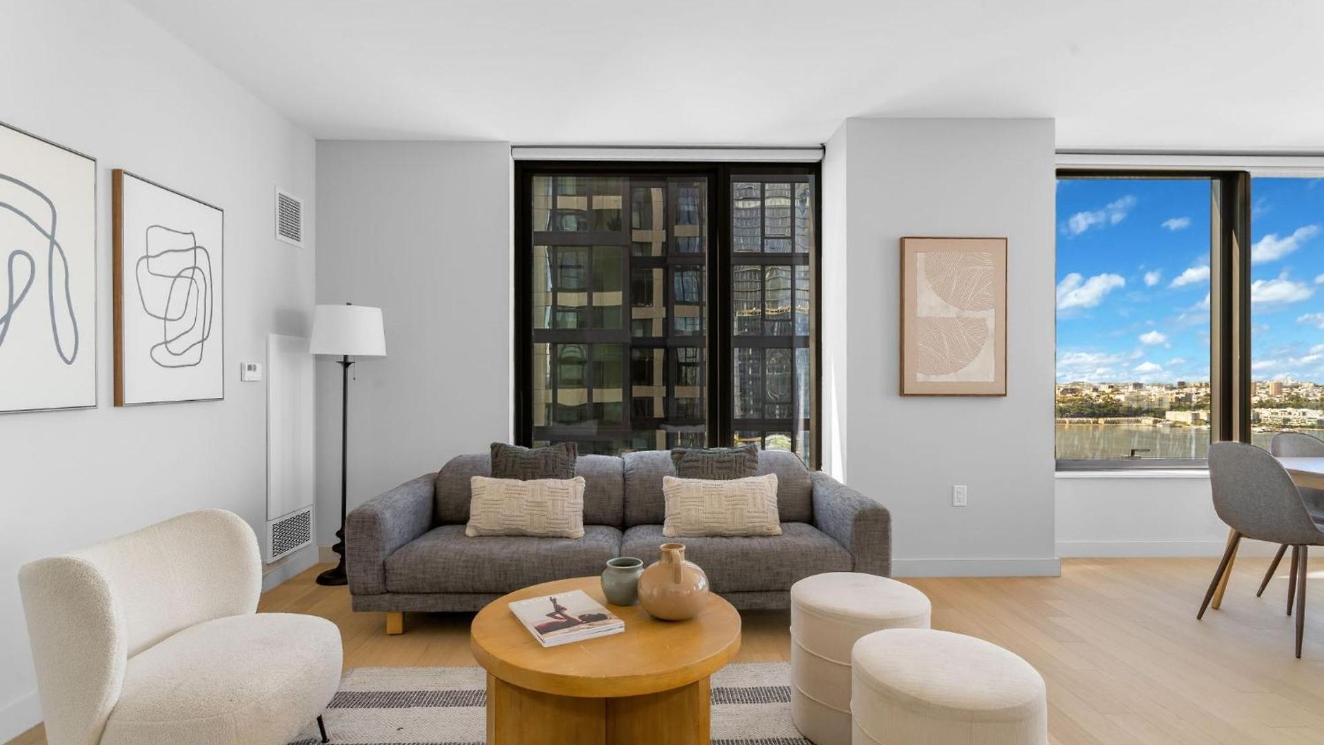 Modern Stylish 2br 2ba In Hudson Yard New York