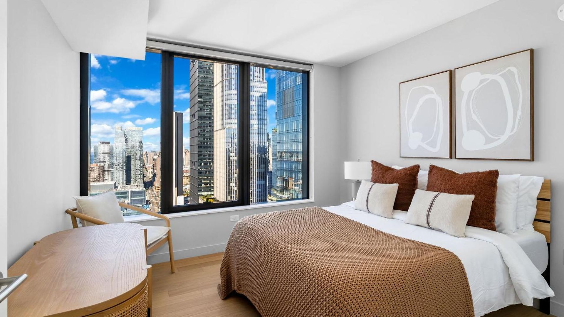 Modern Stylish 2br 2ba In Hudson Yard Apartment *