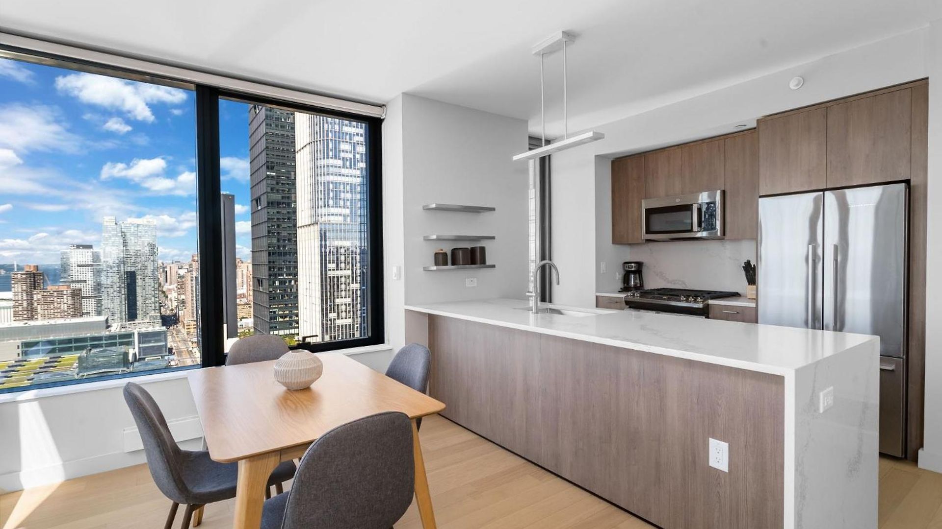 Modern Stylish 2br 2ba In Hudson Yard Apartment New York
