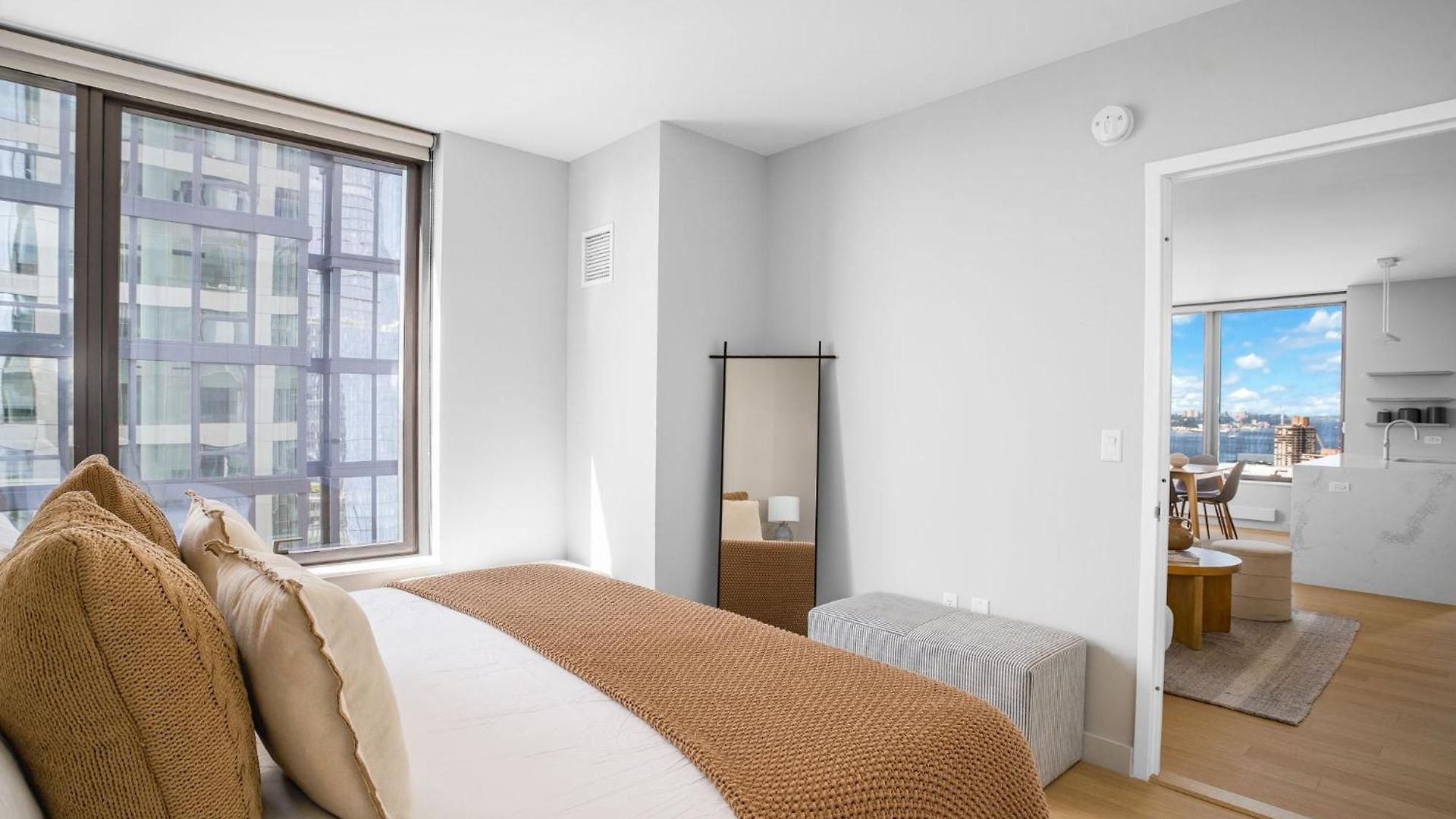 Apartment Modern Stylish 2br 2ba In Hudson Yard