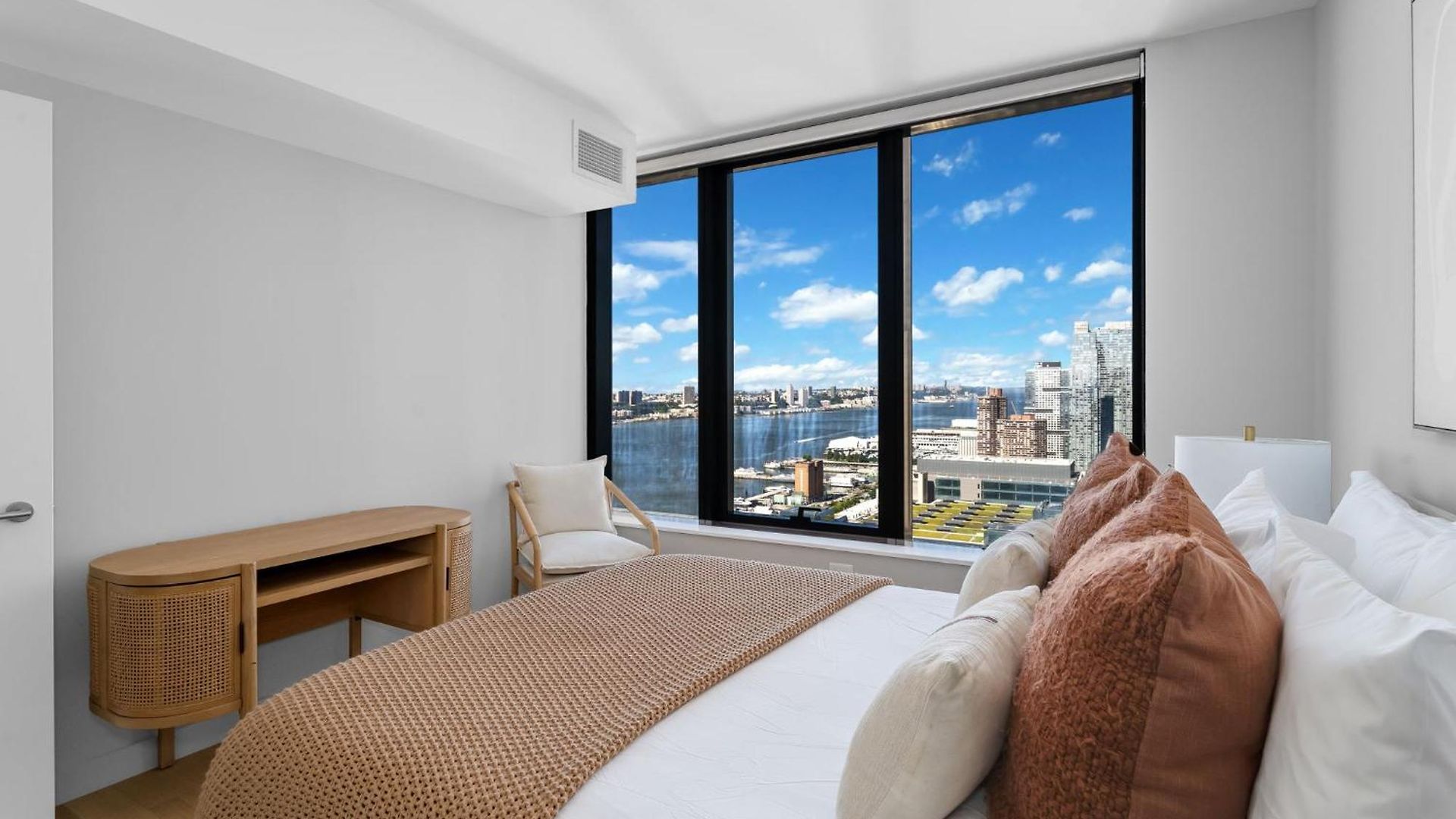 Apartment Modern Stylish 2br 2ba In Hudson Yard *