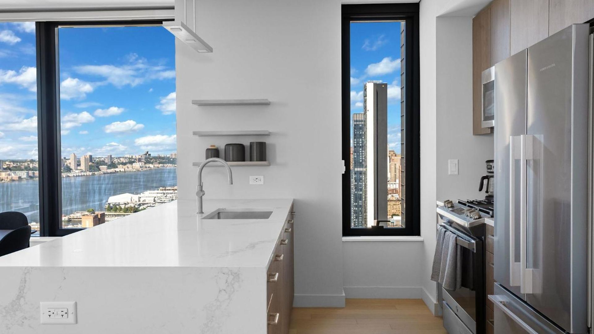 Modern Stylish 2br 2ba In Hudson Yard