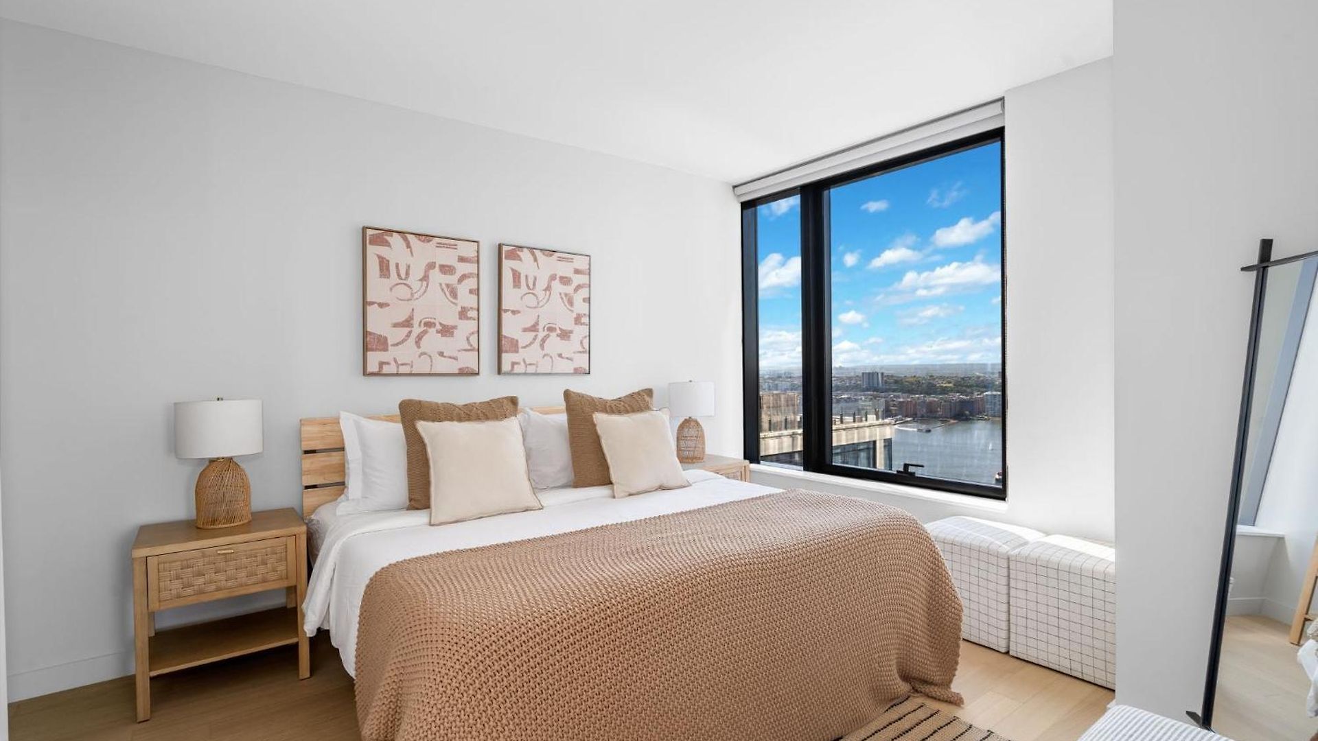 Apartment Modern Stylish 2br 2ba In Hudson Yard