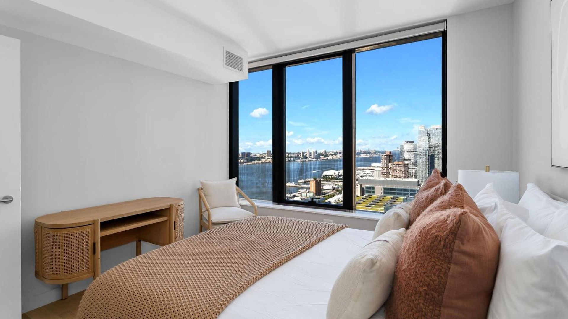 Modern Stylish 2br 2ba In Hudson Yard Apartment New York