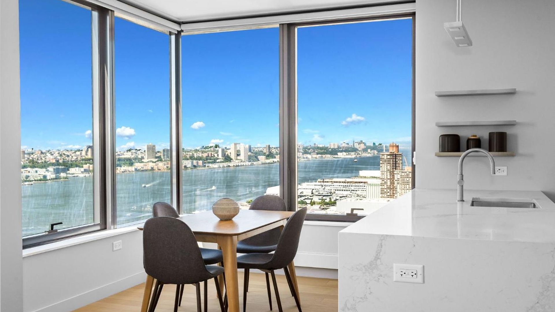 Apartment Modern Stylish 2br 2ba In Hudson Yard