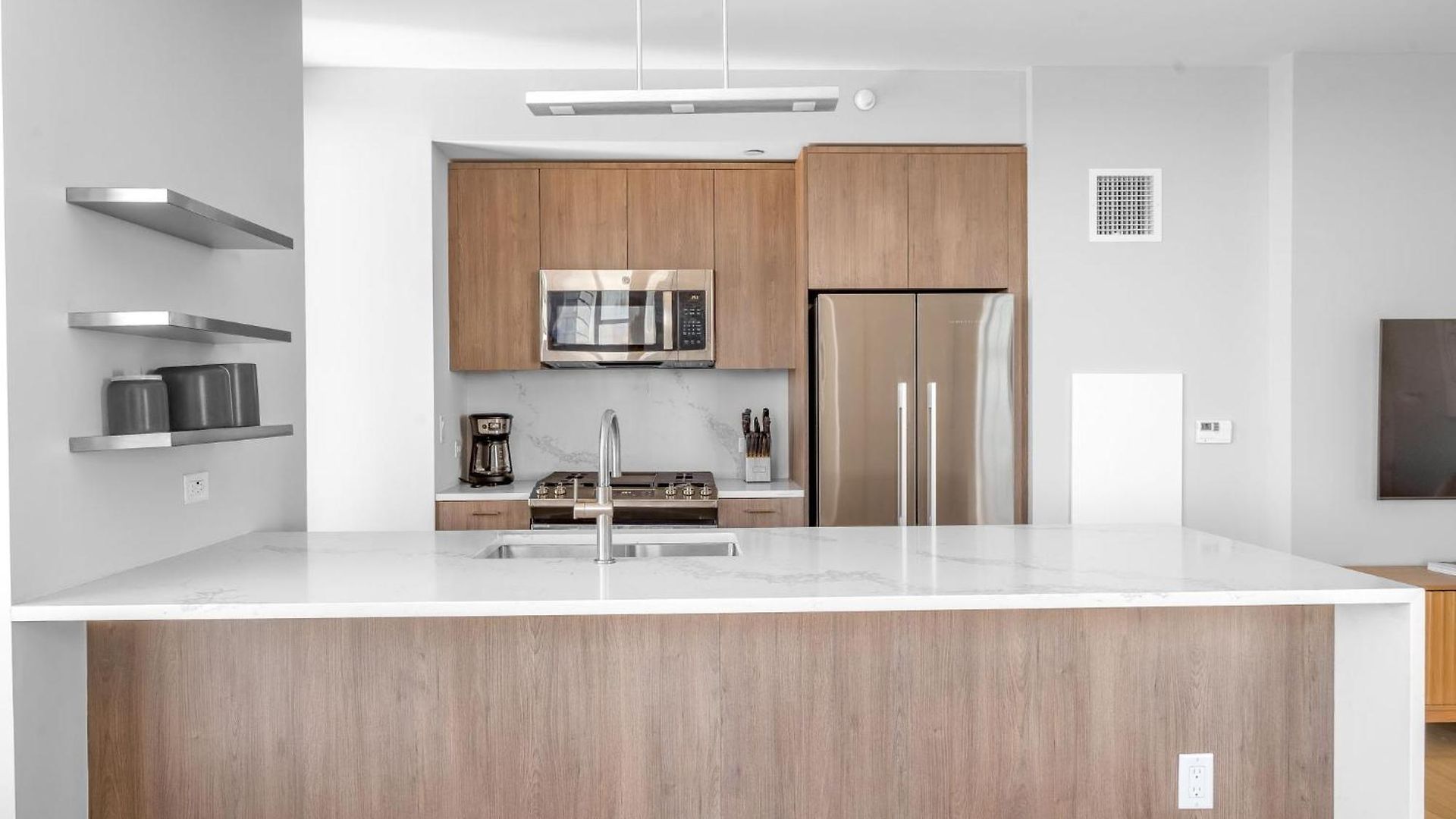 Apartment Modern Stylish 2br 2ba In Hudson Yard New York