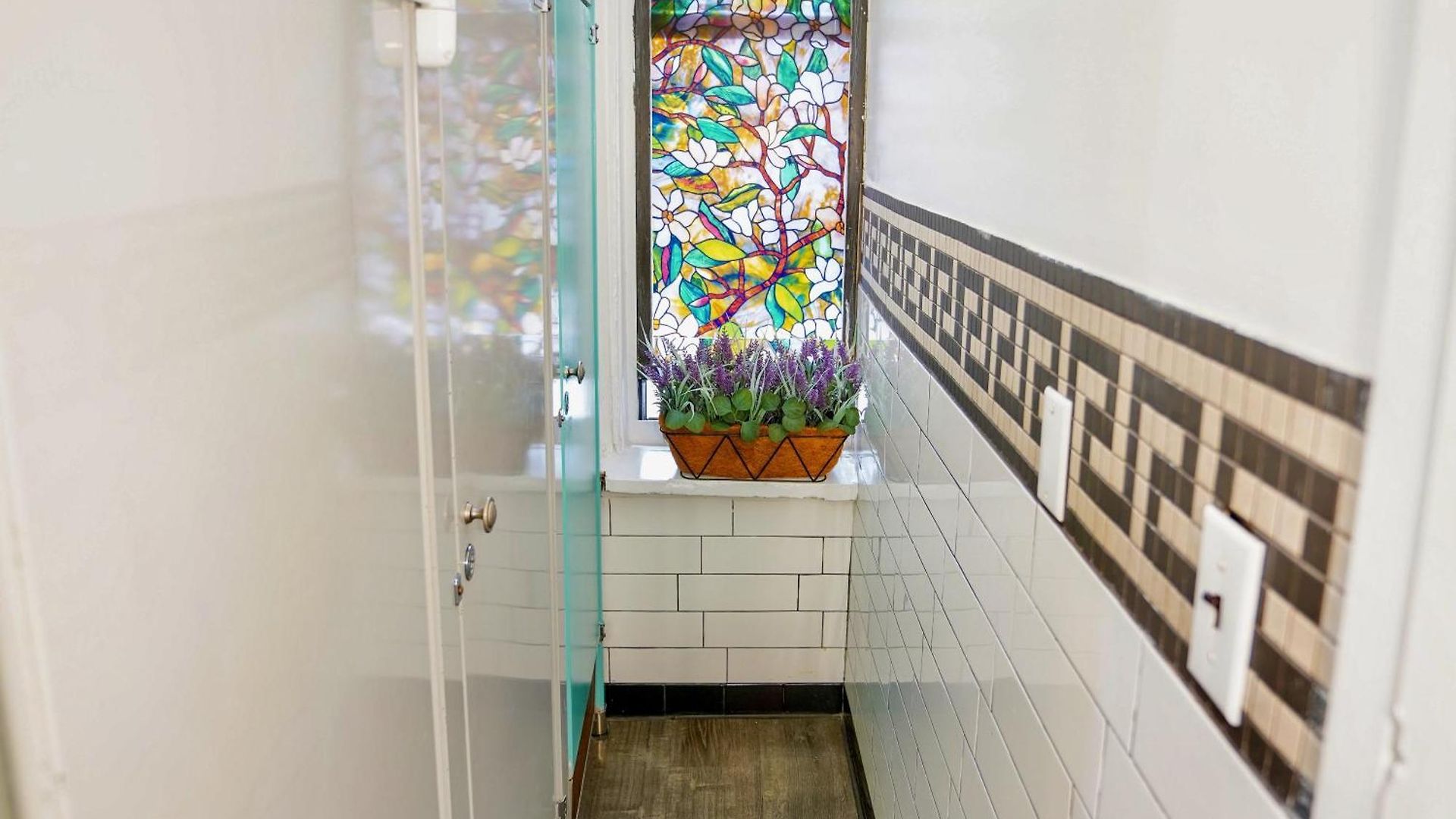 Hostel Interfaith Retreats