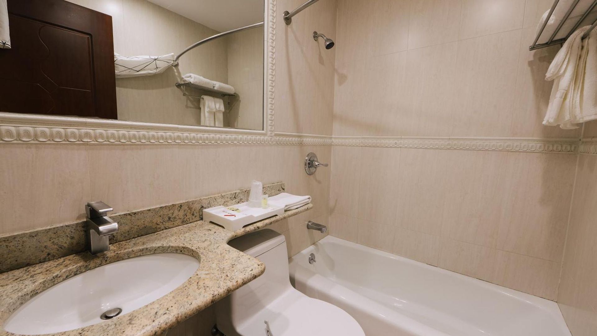 Asiatic - Flushing Hotel New York
