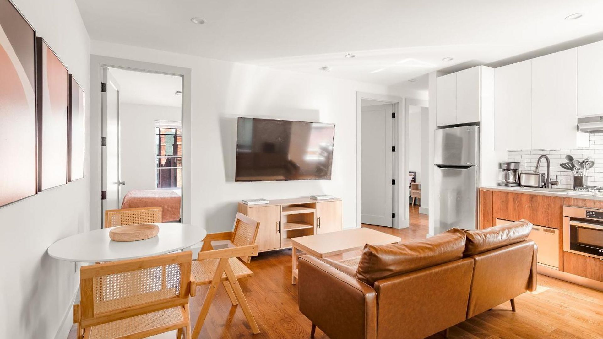 Charming 3bd 2bath Near Tompkins Square Park Apartment