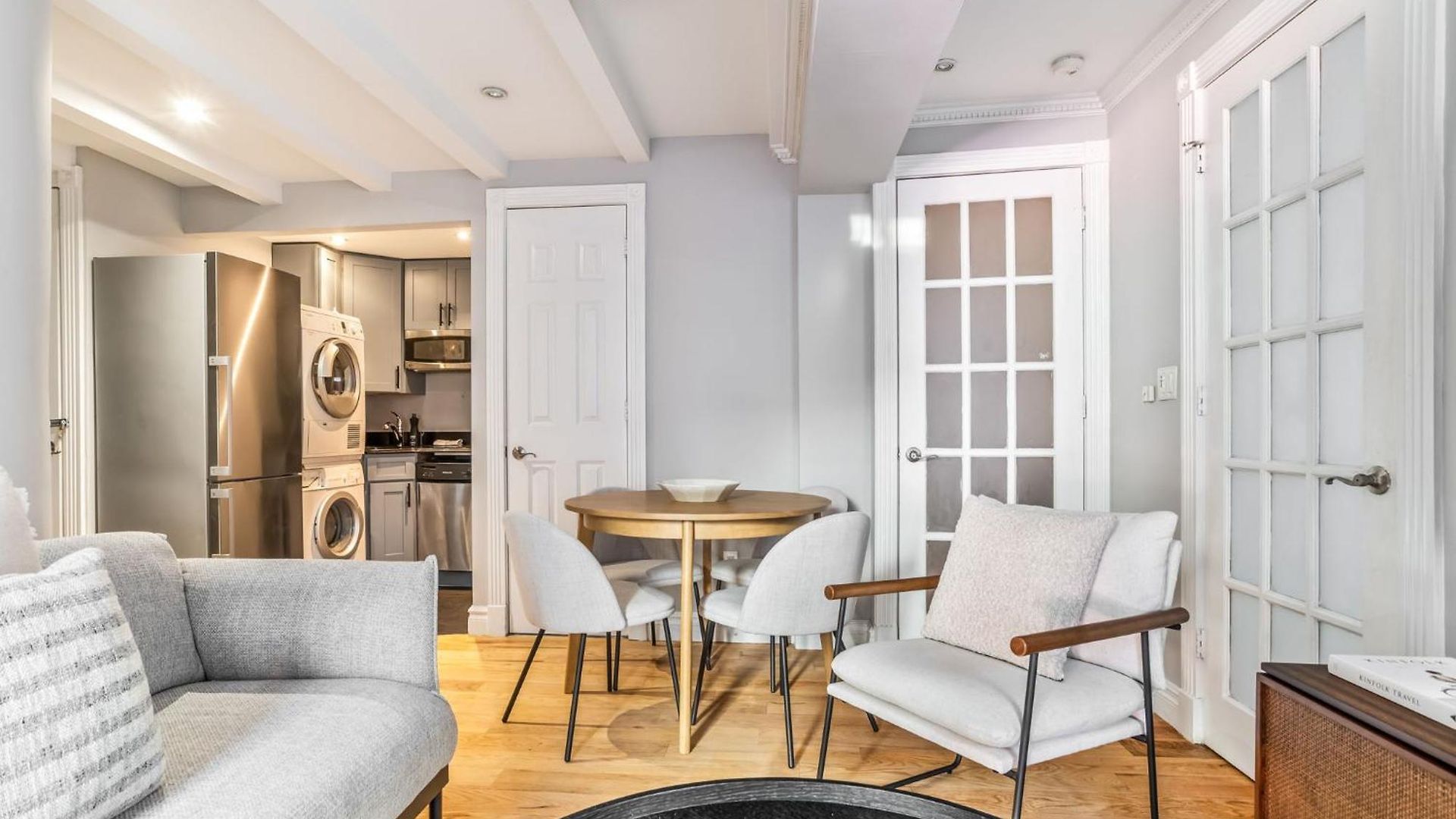 Charming 2-bed 1-bath In Turtle Bay