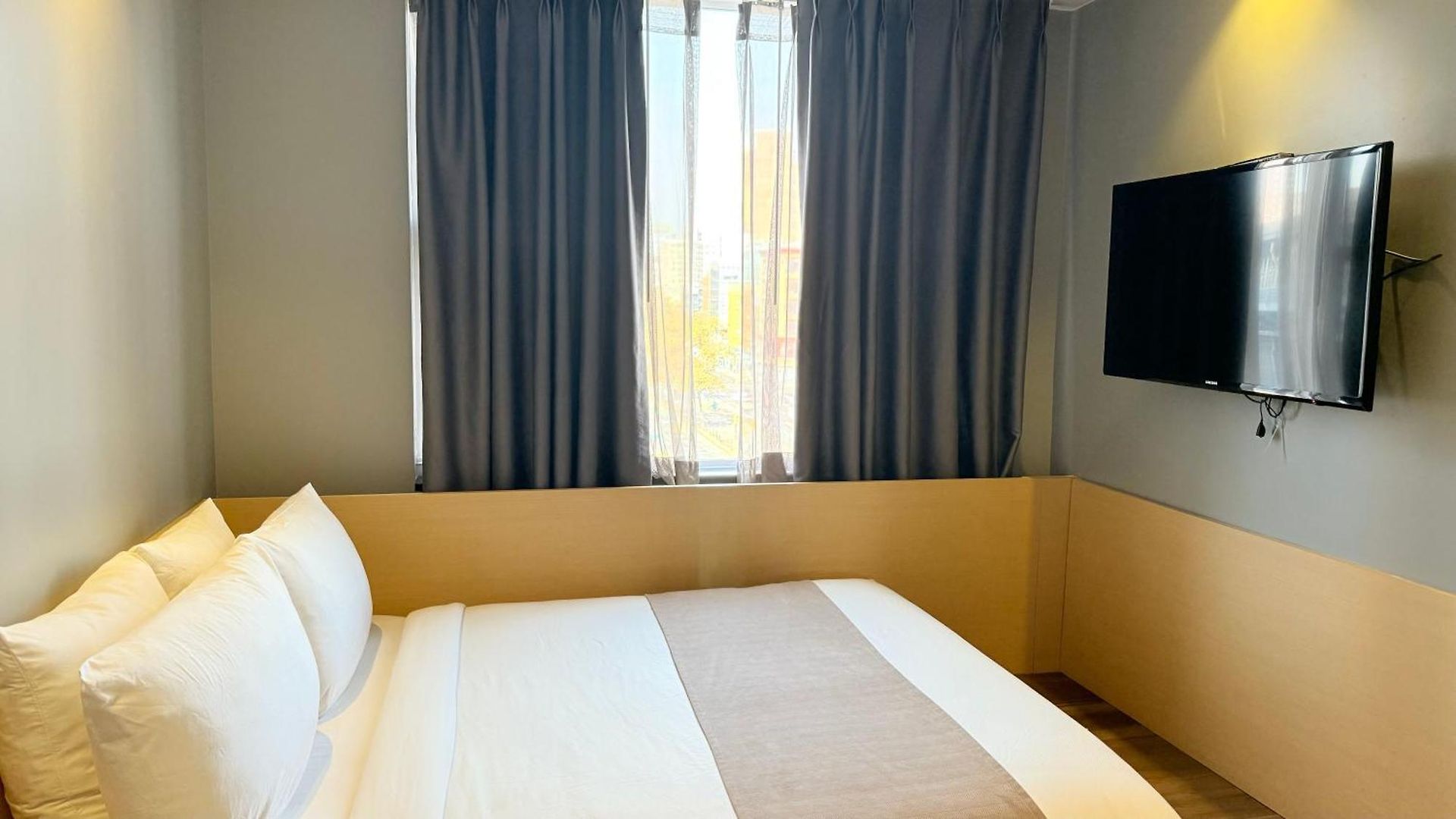 Madison Les Hotel 3*