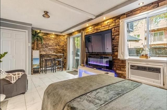 Apartment Private With Separate Entrance & Backyard, Quiet Brooklyn *