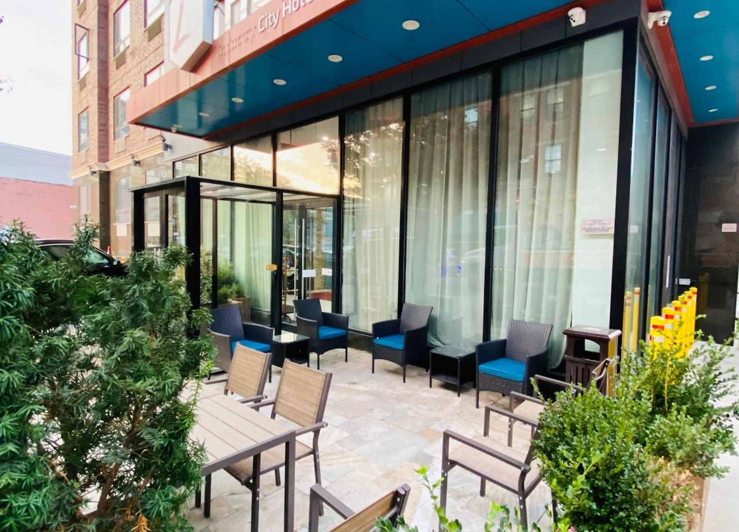 The L Hotel