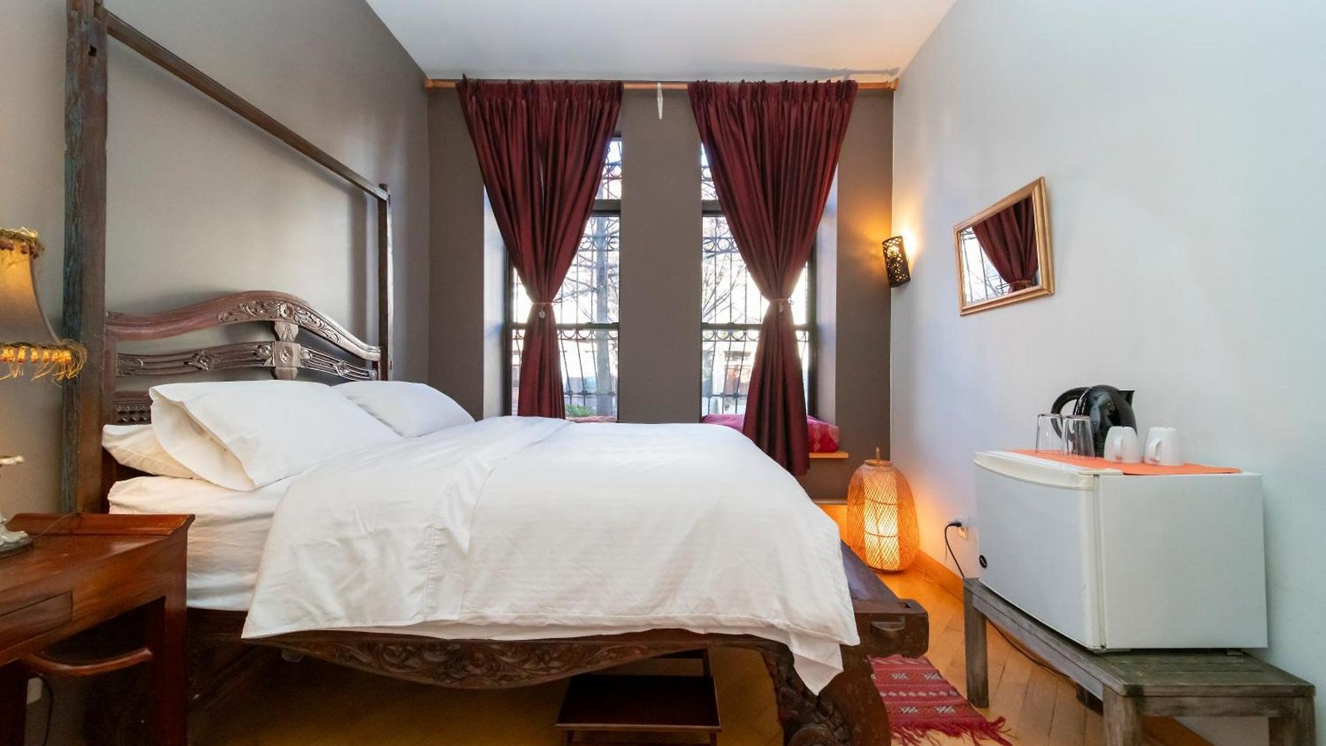 Homestay 2 Bedrooms With One Private Bathroom In Lovely