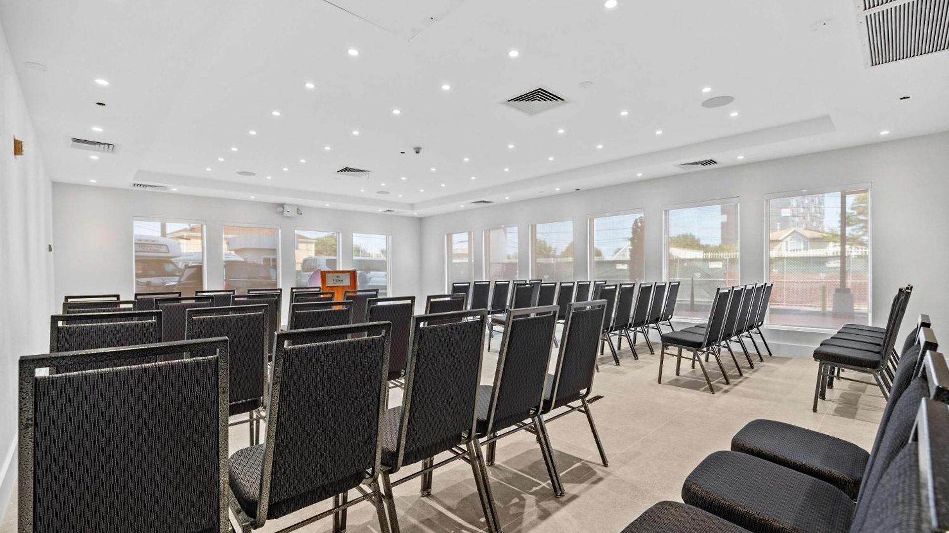 Doubletree By Hilton Jfk Airport 3* New York