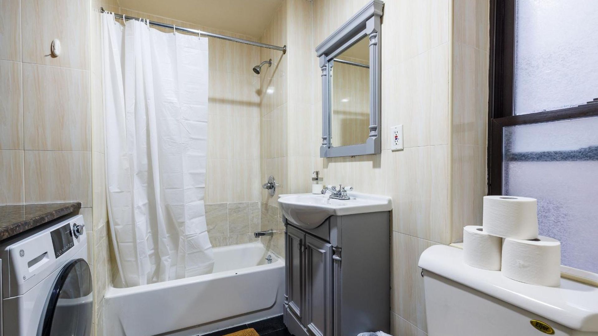 Discover The Comfort Of Columbia Properties-2 Apartment New York