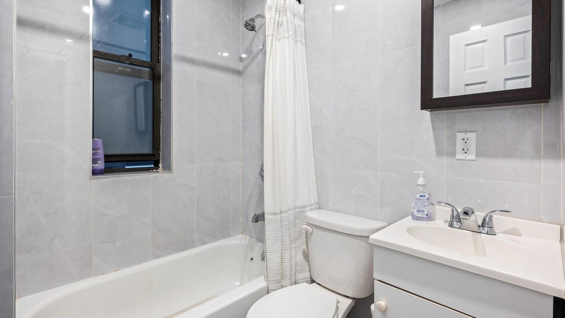 Hotel Pinky Pinky 2 Bedroom 3*