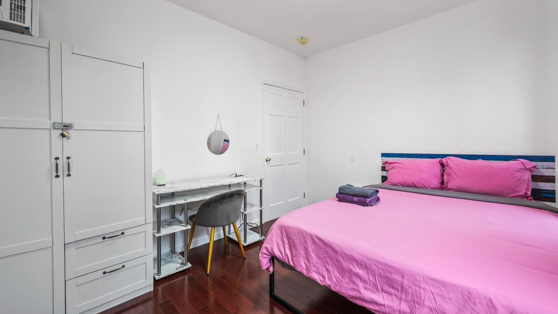 Pinky Pinky 2 Bedroom 3* New York