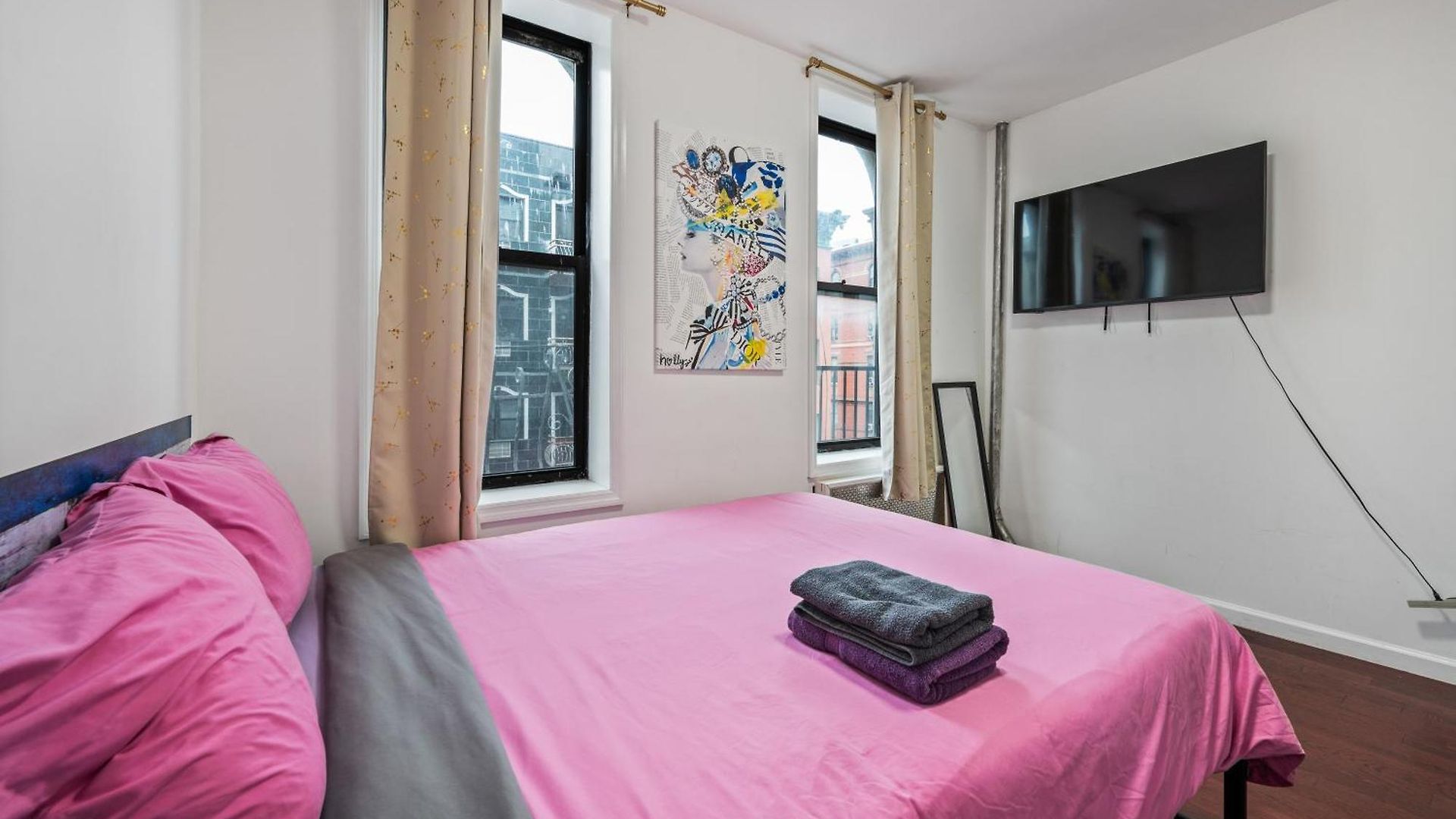 Pinky Pinky 2 Bedroom New York