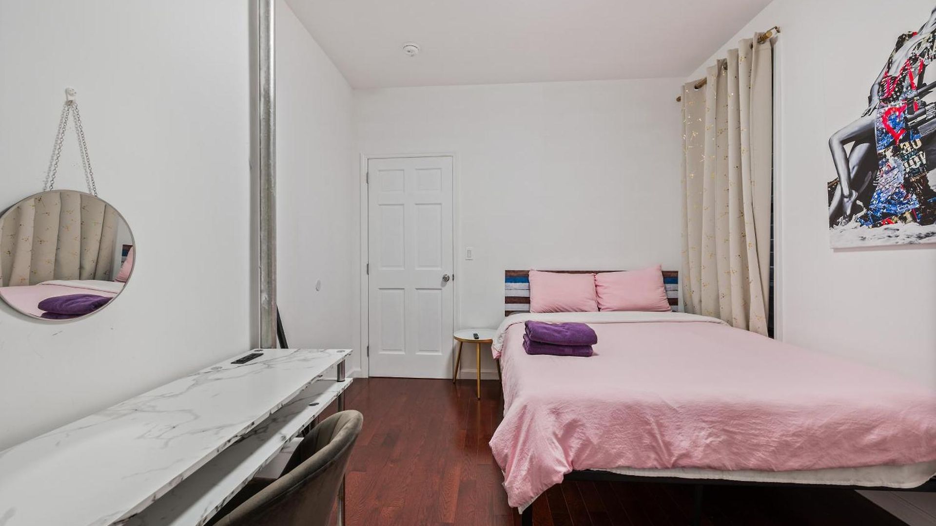Pinky Pinky 2 Bedroom