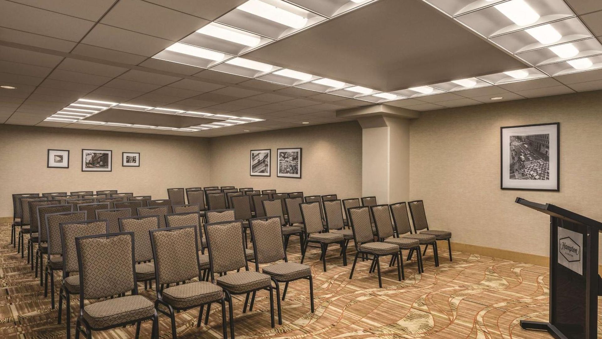 Hampton - Laguardia Airport Hotel