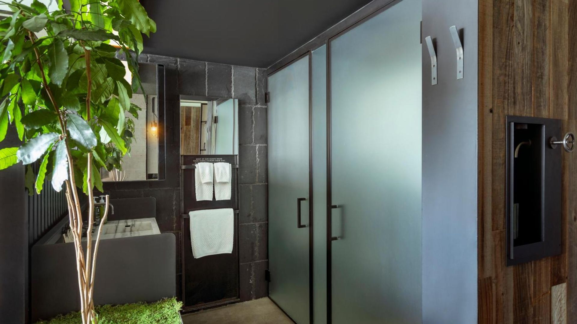 1 Brooklyn Bridge Hotel