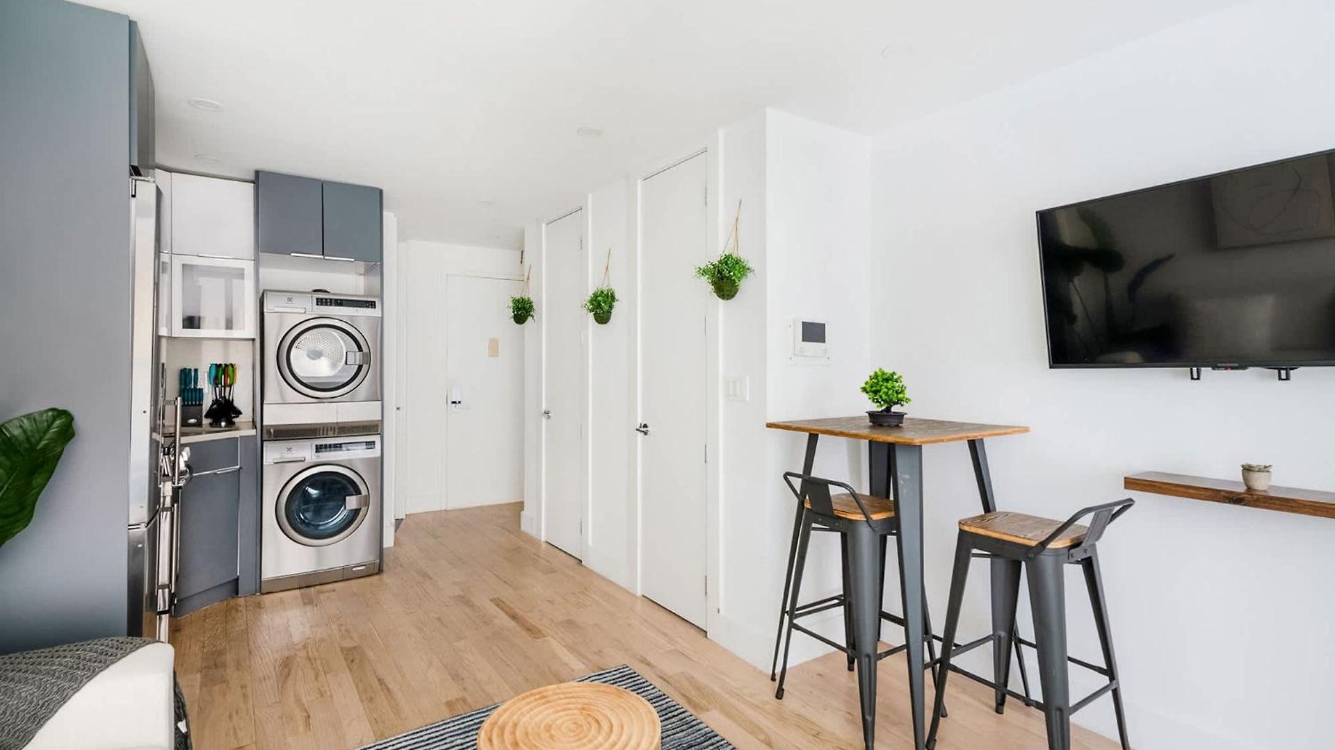 75-1d New 1br Prime Ues W D The Unit Value Apartment