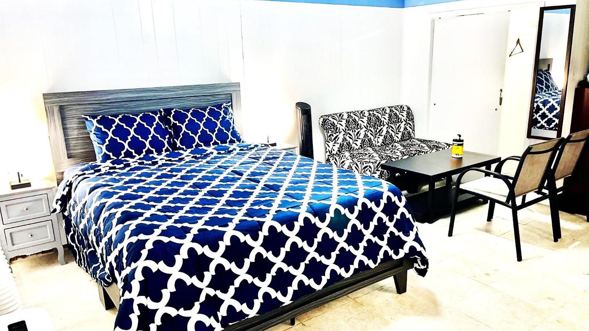 Apartment Lga Airport Near, Walk In Bsmt In A Private House! New York