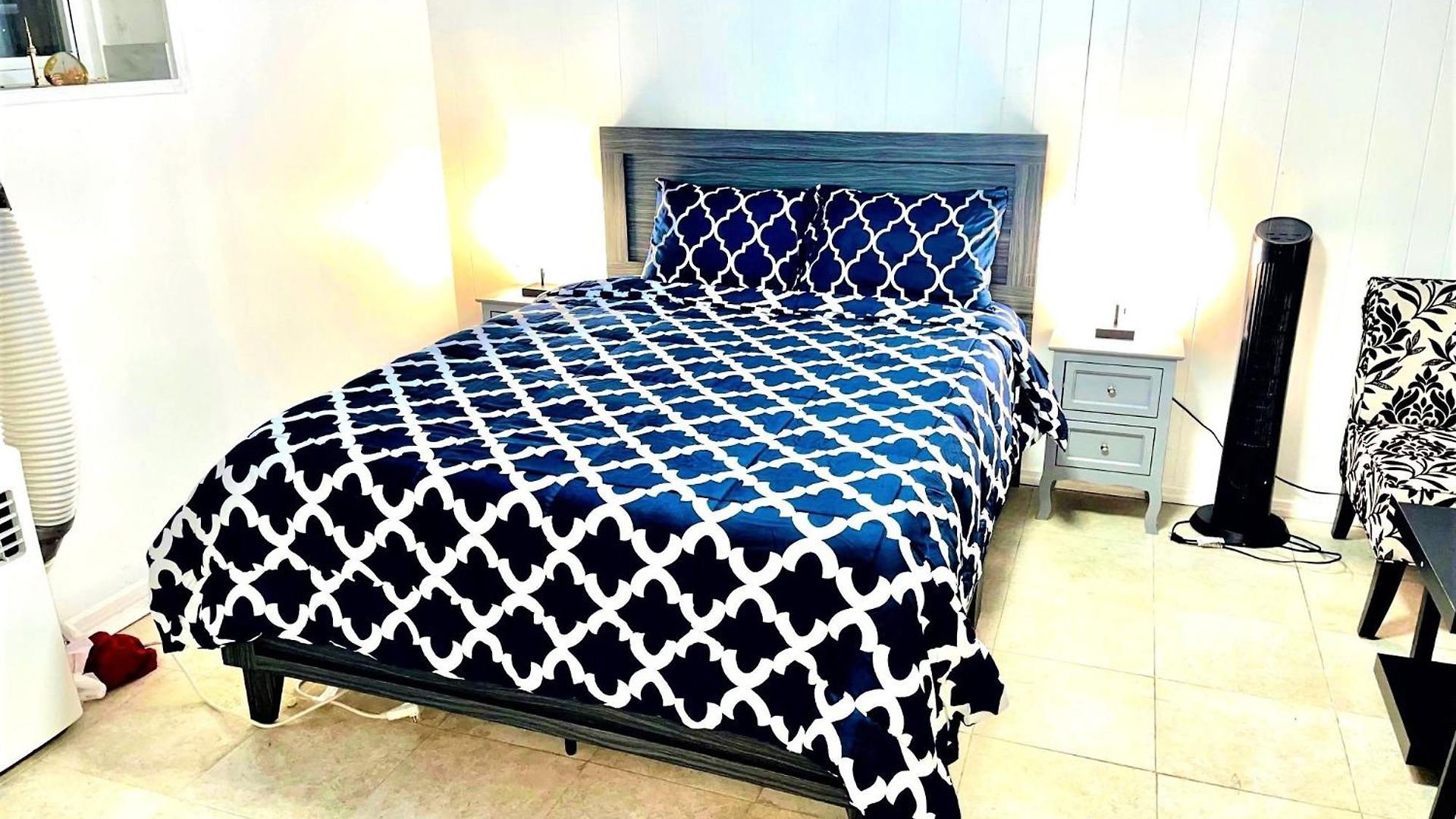 Lga Airport Near, Walk In Bsmt In A Private House!