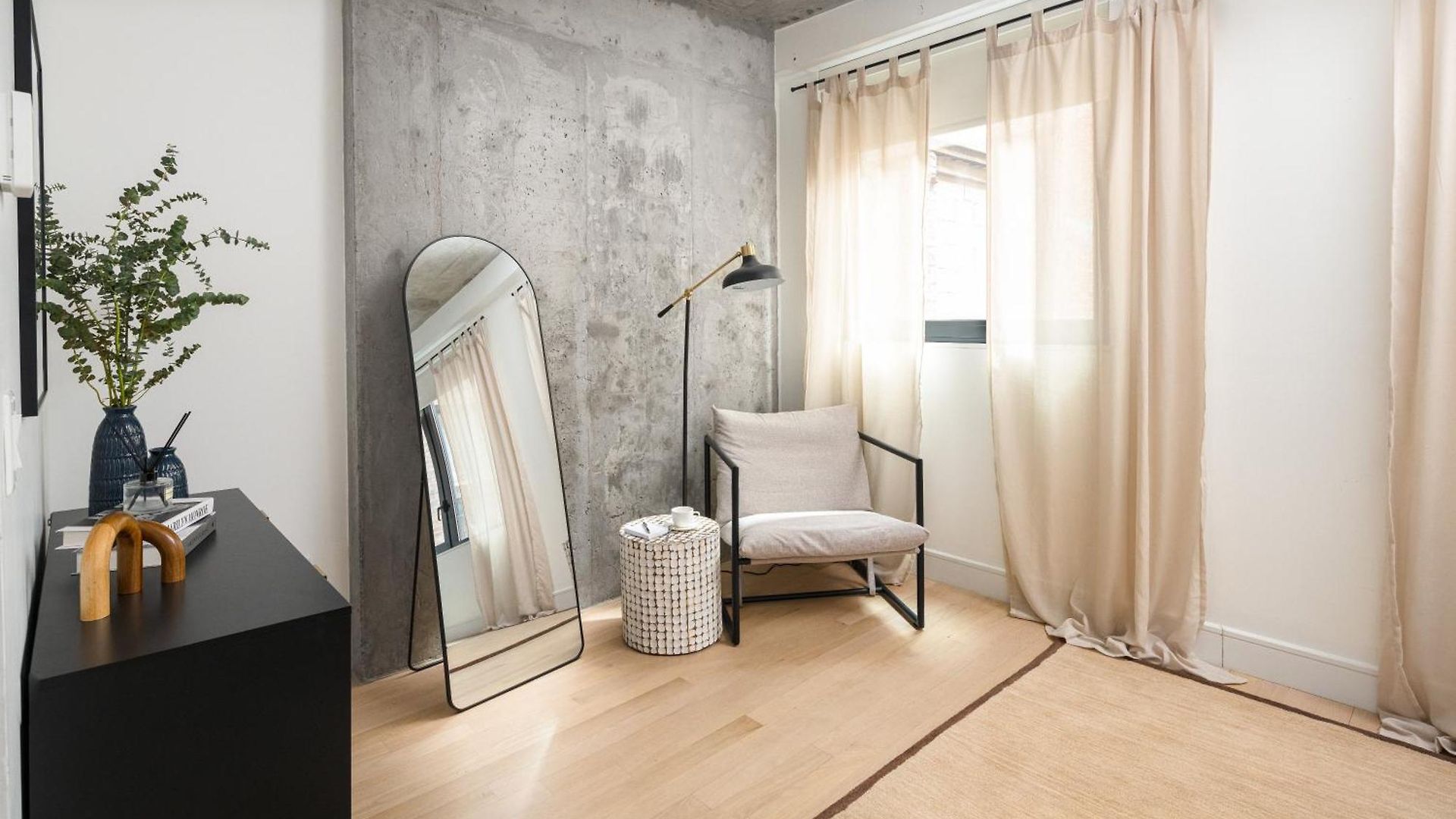 Luxury Full Floor Chelsea With Washerdryer 2bd * New York