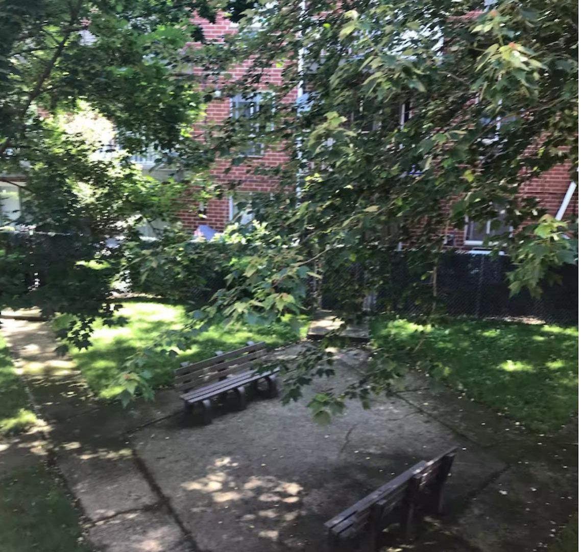 Private With Separate Entrance & Backyard, Quiet Brooklyn New York
