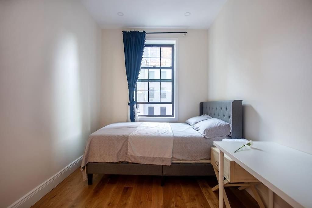 Homestay Little Manhattan 5 Min Walk To Times Square Private Bathroom World Cup 2026 Ready