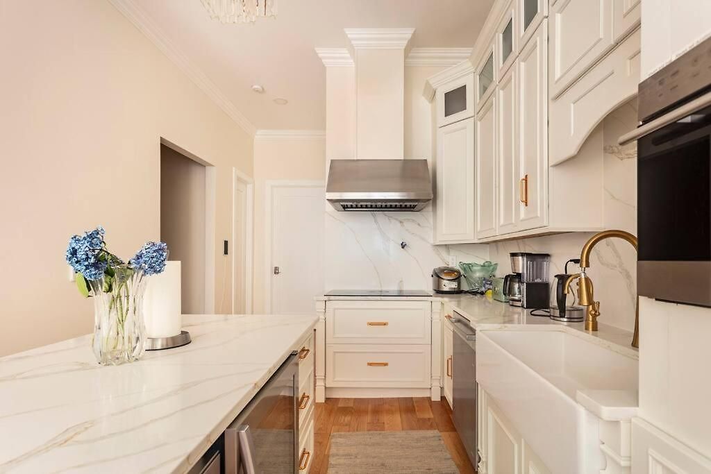 Little Manhattan 5 Min Walk To Times Square Private Bathroom World Cup 2026 Ready Homestay