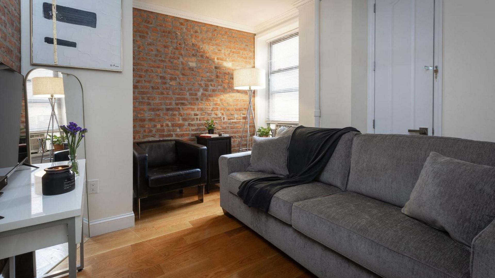 Modern In Apartment *