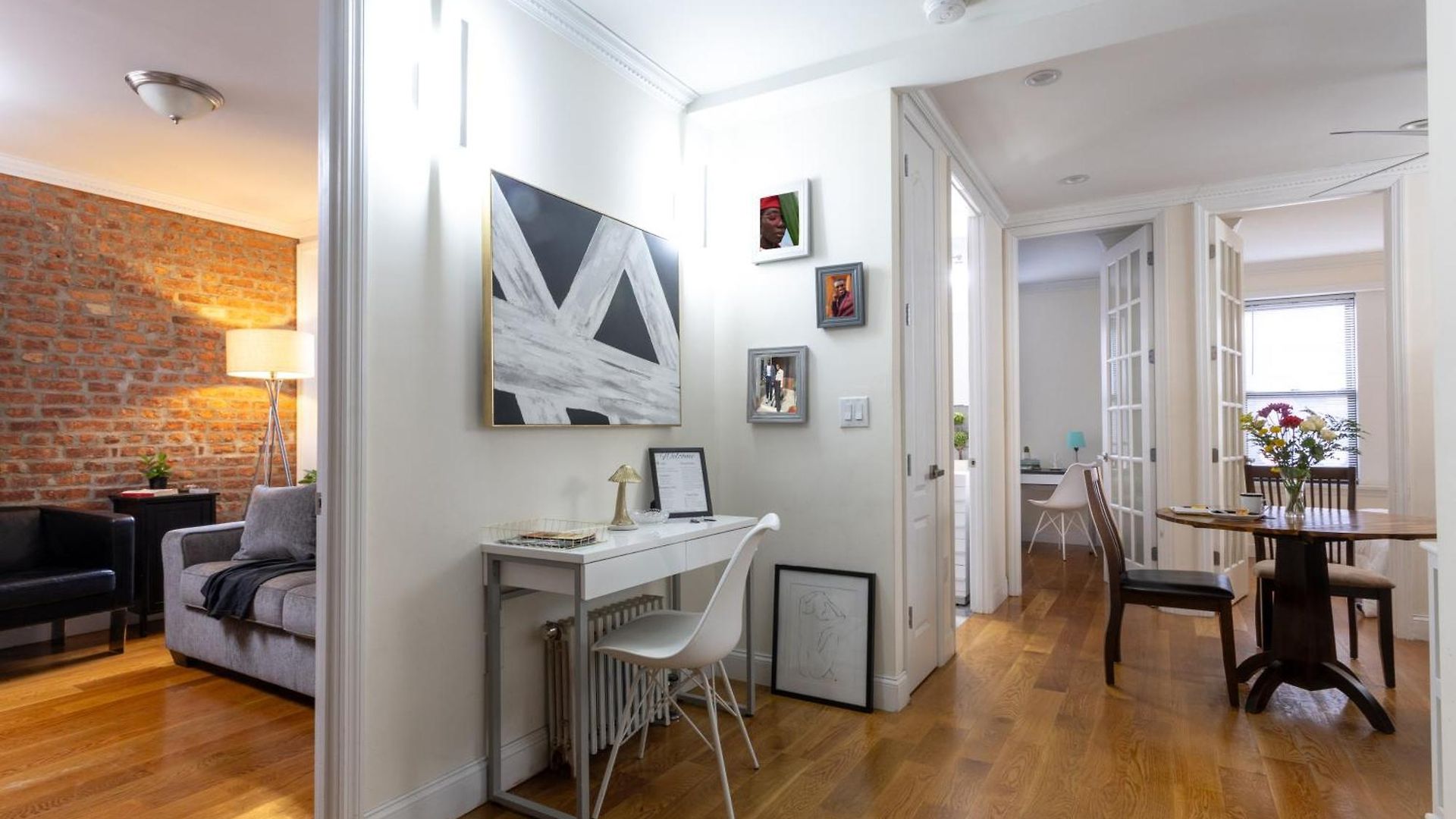Modern In Apartment
