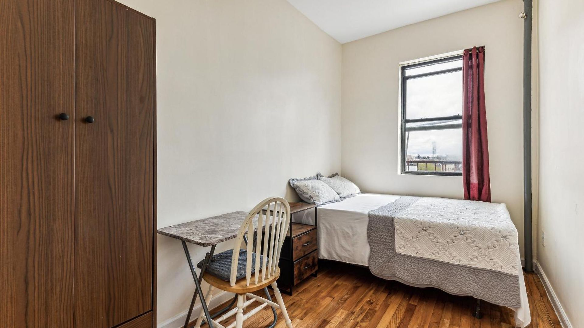Guest house Empire Blvd New York