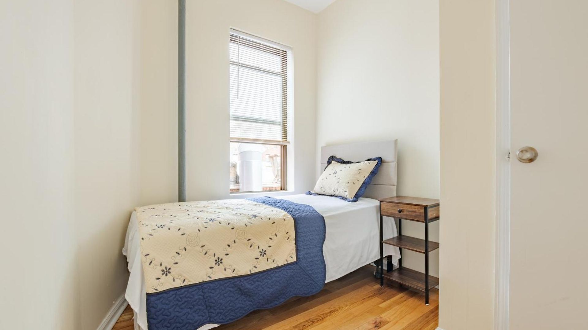 Empire Blvd Guest house