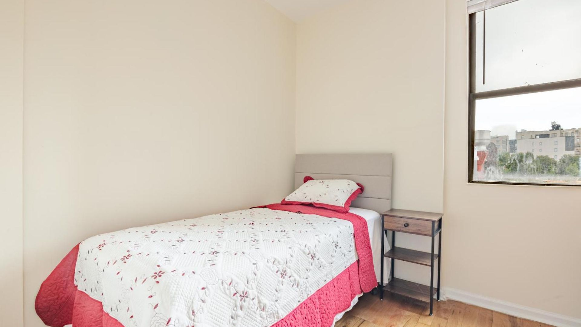 Empire Blvd Guest house