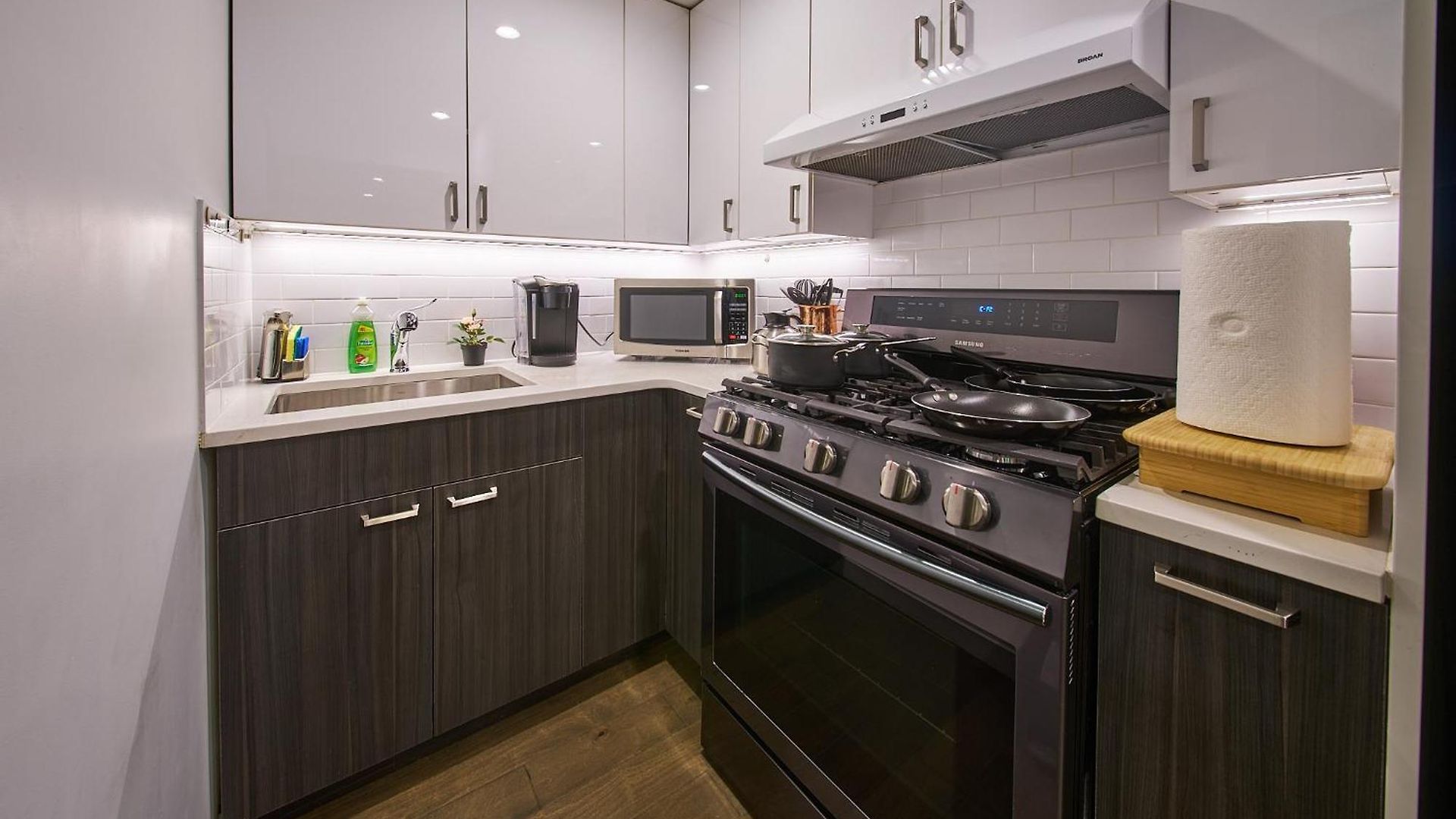 Apartment Modern 2 Bedroom Retreat In Downtown Manhattan New York