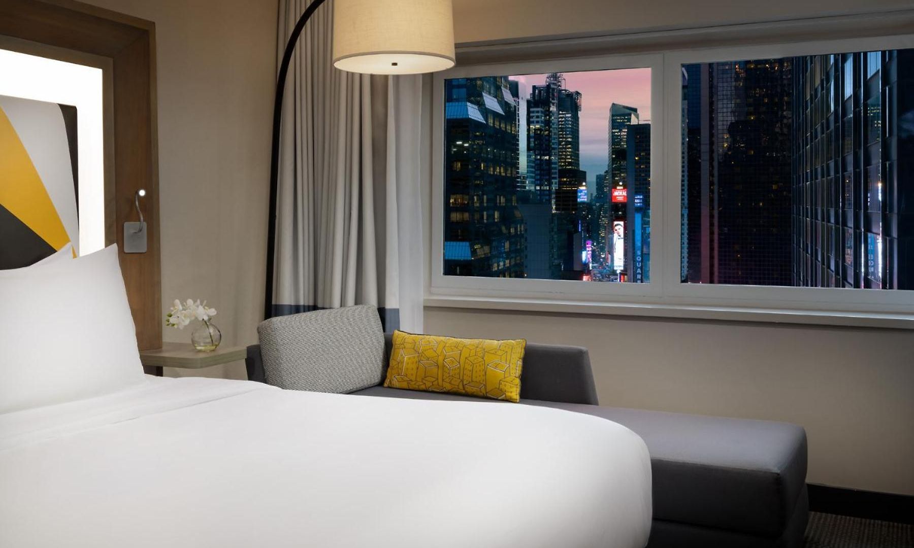 M Social Times Square 4* New York
