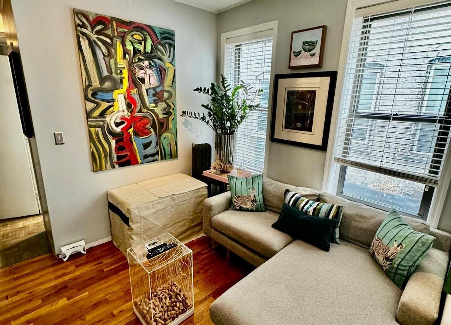 2 Bedrooms Flat 5 Minutes From Times Square New York