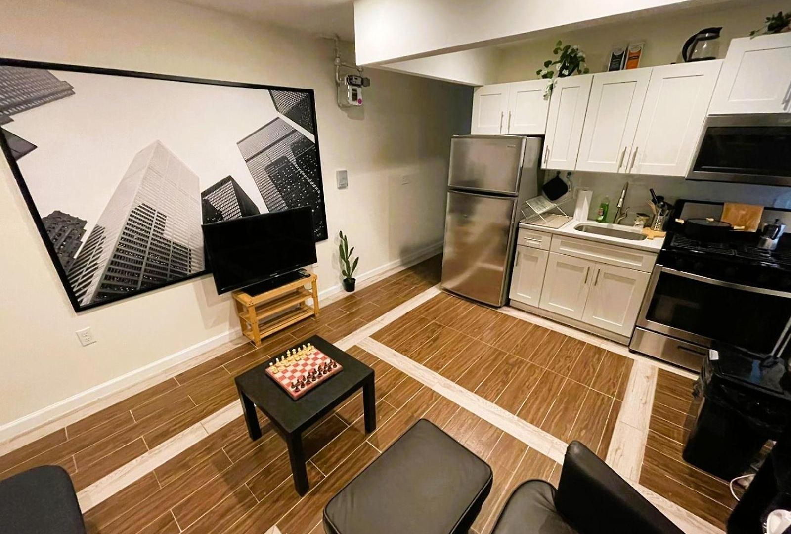 2 Bedrooms Flat 5 Minutes From Times Square Apartment *