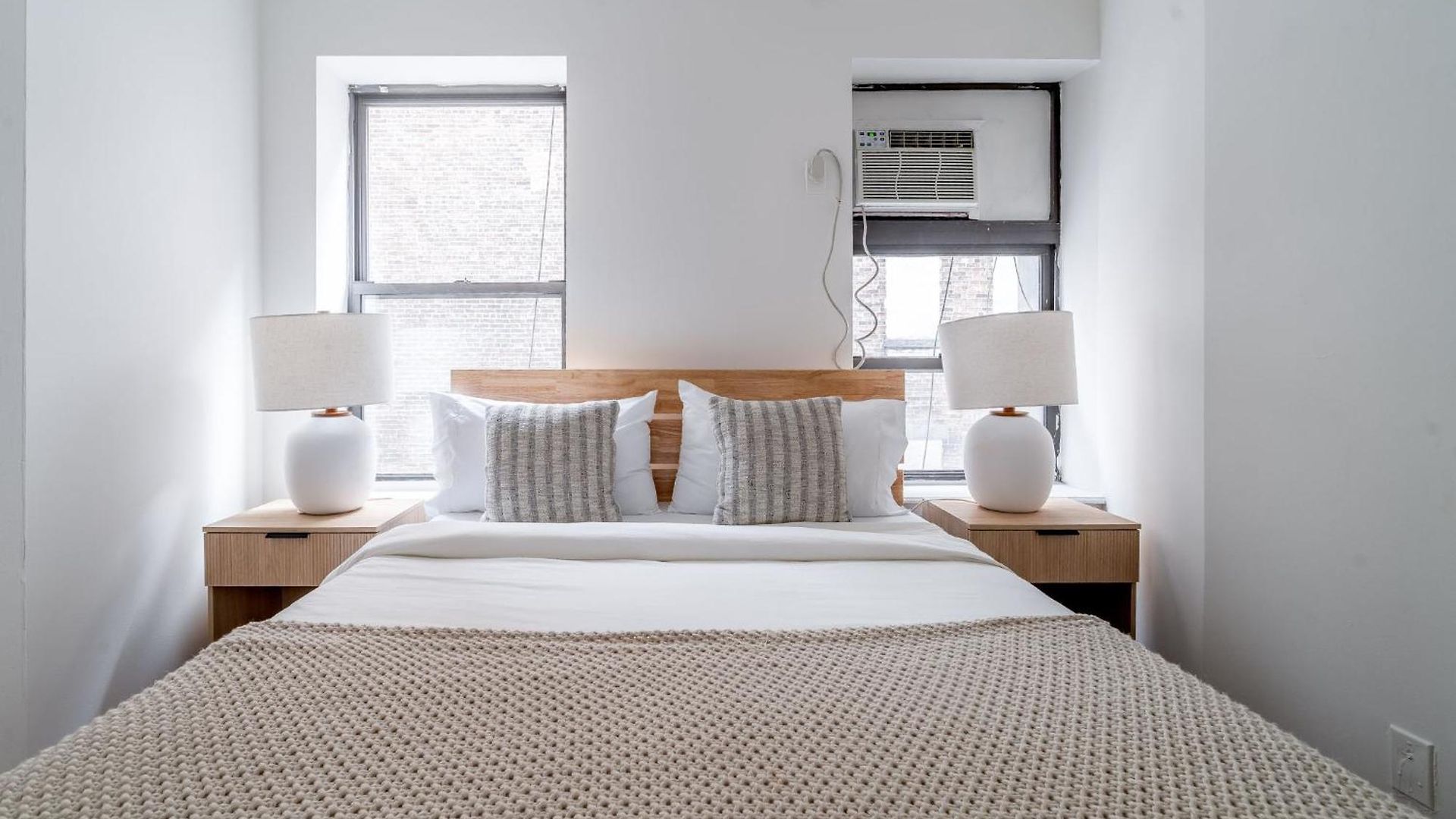 Bright 3br 1ba Retreat In Hells Kitchen Steps From Times Square New York