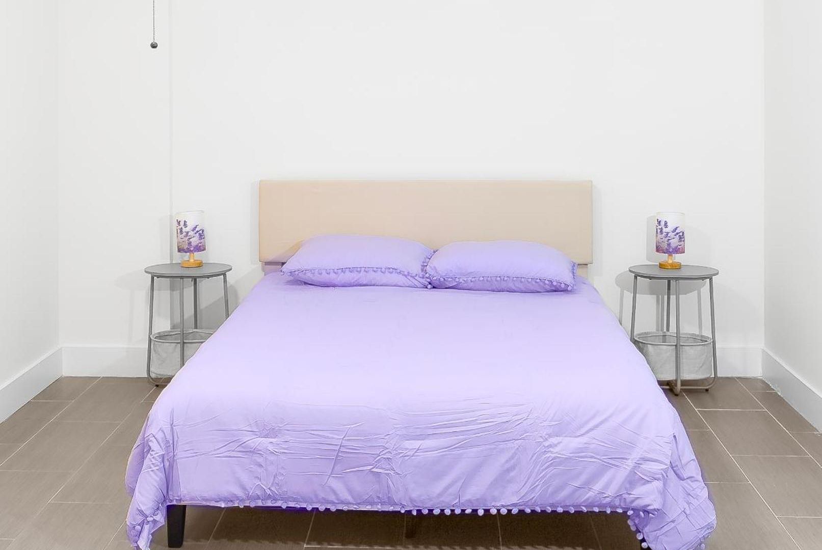 X Brooklyn125 Purple1 *