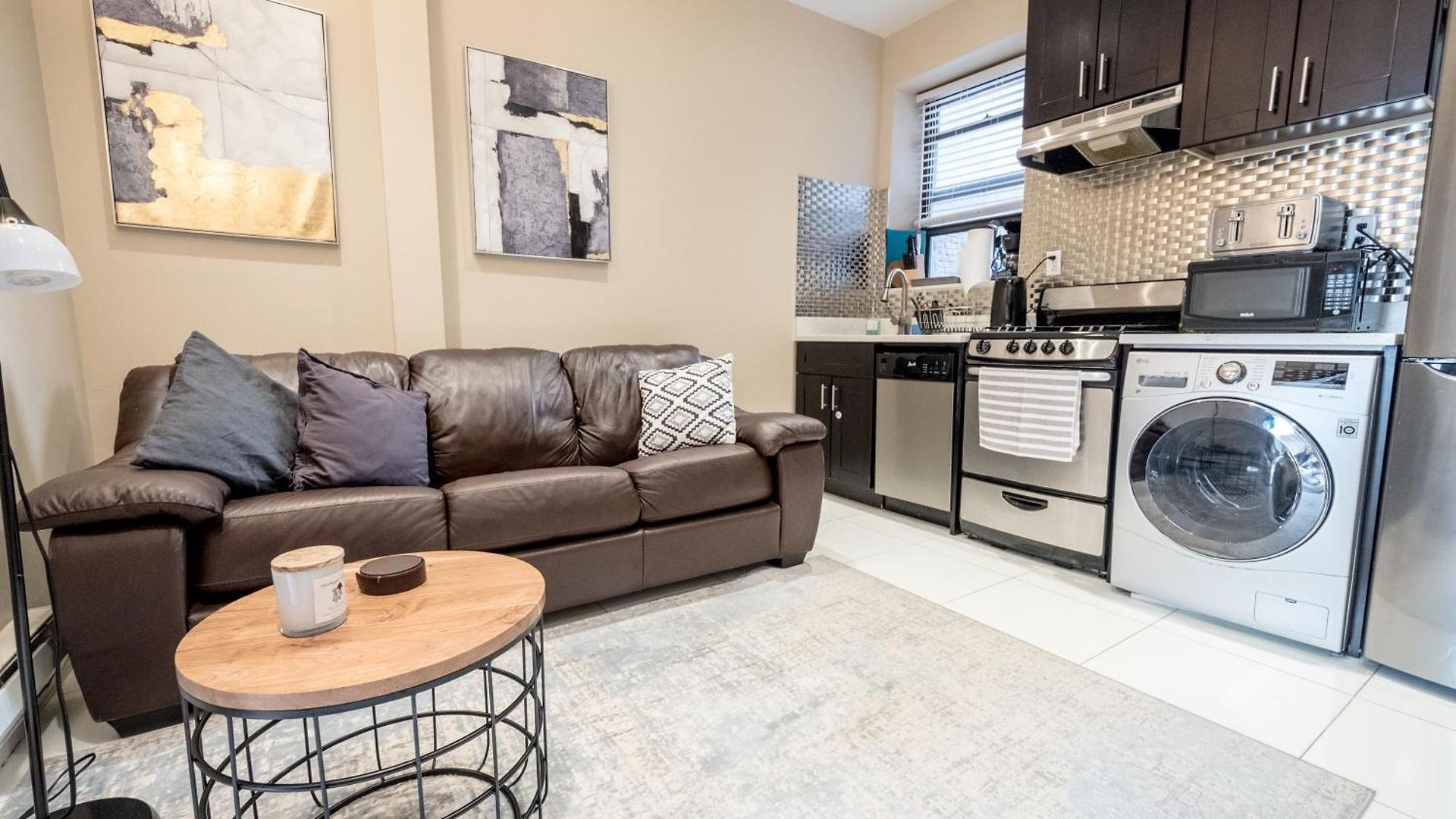 2 Bd Next To Park New York