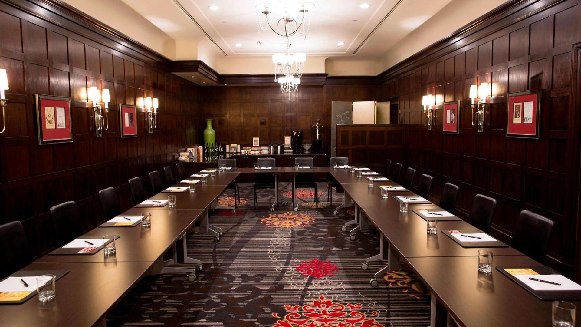 The Algonquin Times Square, Autograph Collection Hotel New York
